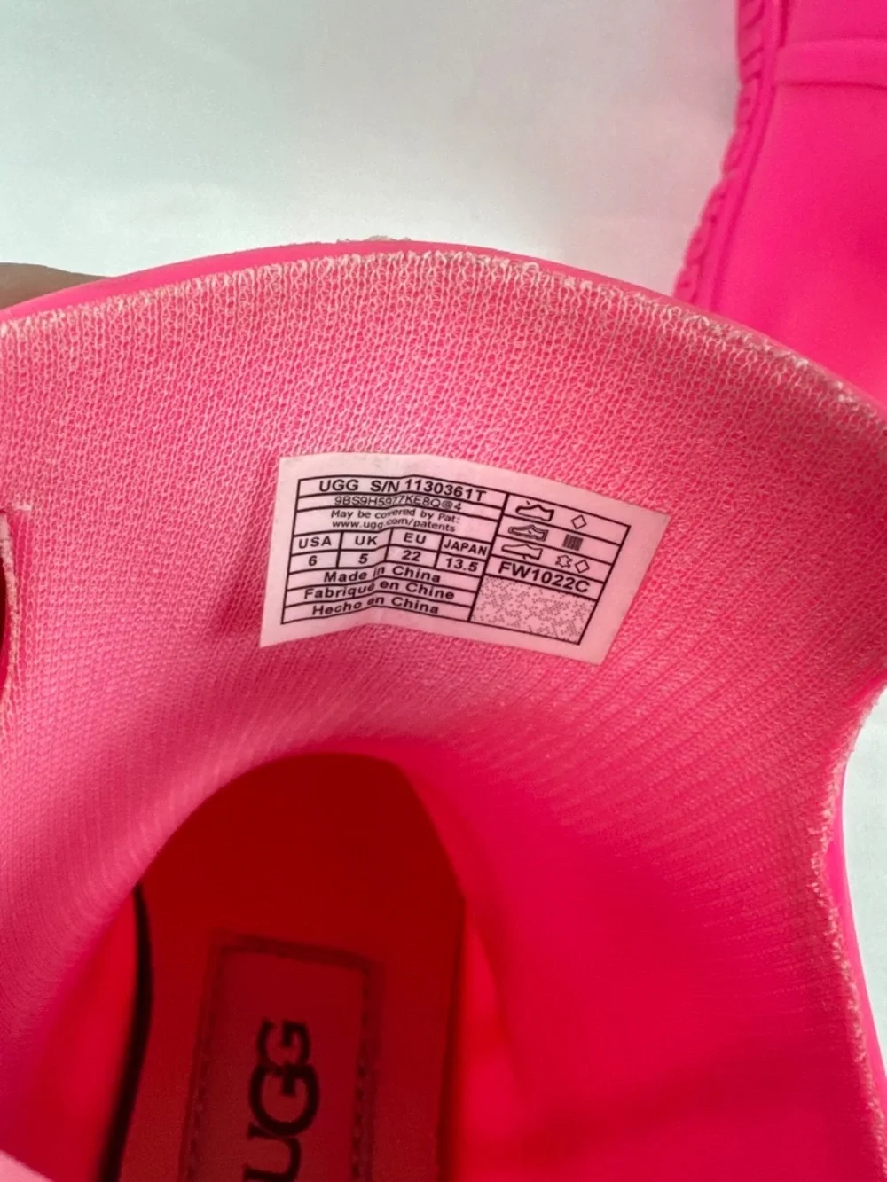 Pink UGG Rubber Rain Boots for Little Girls, Size 6, Embossed Logo, Round Toe